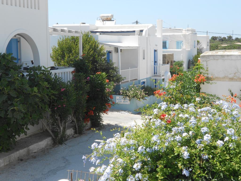 Nicolas Antiparos Exterior photo