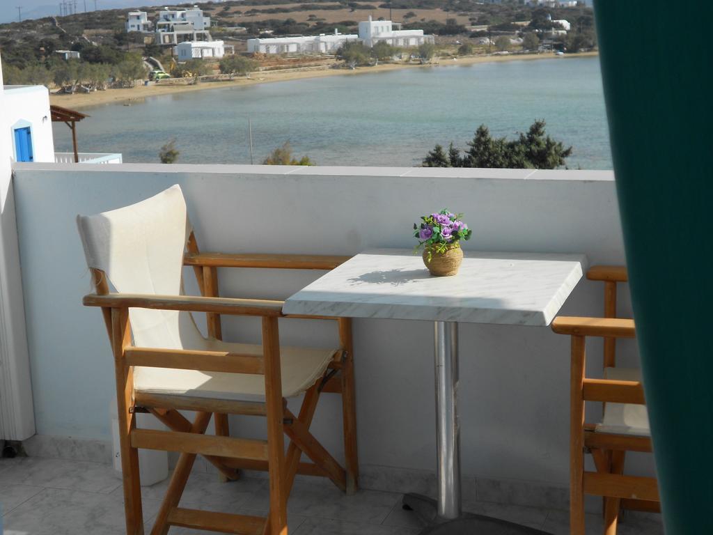 Nicolas Antiparos Room photo