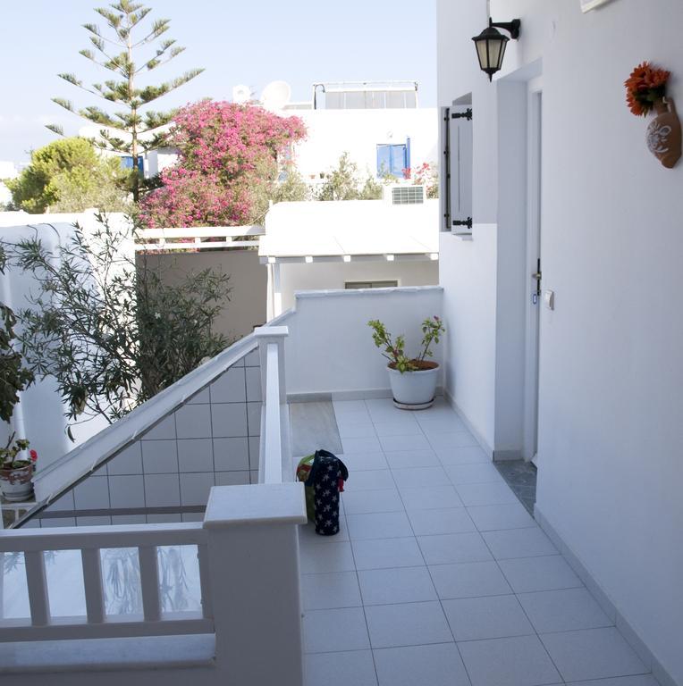 Nicolas Antiparos Exterior photo